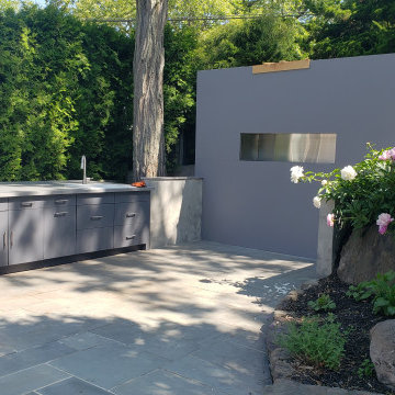 Sprawling Grill Island attracts the neighborhood for a block party