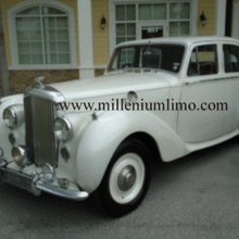 Millenium Limo by Arnaldo Ricciulli
