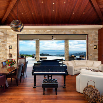Modern Indoor-Outdoor Living with a Pacific Rim Influence