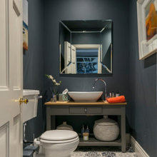 Cloak room