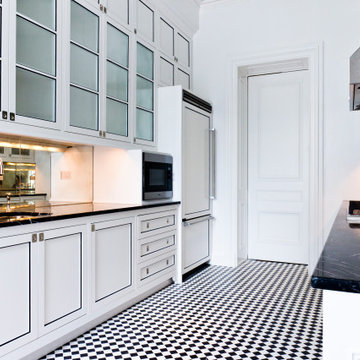 Black and white modern kitchen Manhattan, NYC
