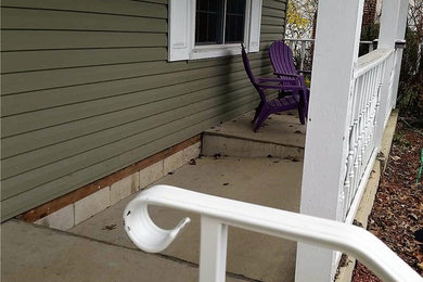 Minimalist porch idea in Columbus