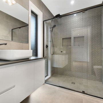 Oberoi Residence - Bathroom