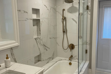 Inspiration for a bathroom remodel in Toronto