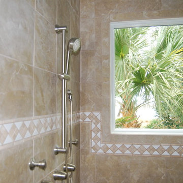 Master Bathroom, Honed and Polished Travertine, 1/16" joint spacing