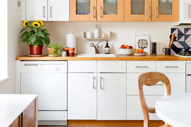 Inspiration for an eclectic kitchen remodel in New York