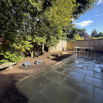 NewStone Manhattan Paver Patio, Cedar Fence and Hydrangeas, Seattle