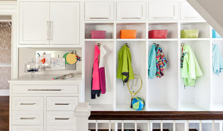 10 Organizing Essentials for a Hardworking Mudroom