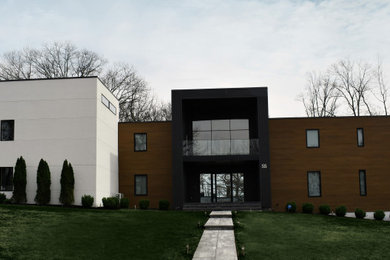 Modern exterior home idea in New York