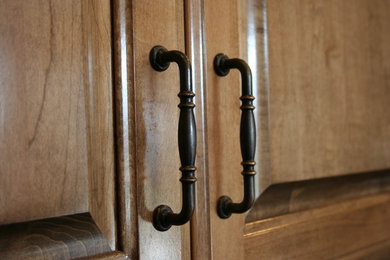 Door & Cabinet Hardware