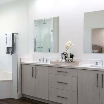 939 Hollywood Condo