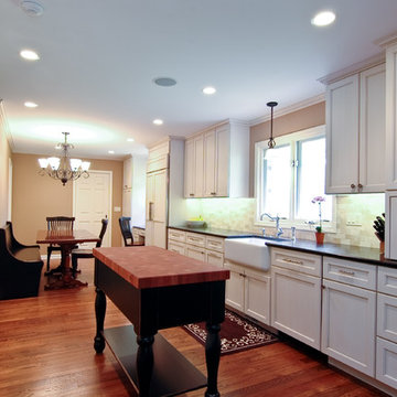 Julie's Kitchen