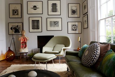 Contemporary living room in London.