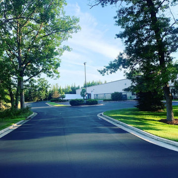 Asphalt Sealcoating