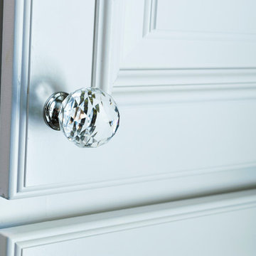 Crystal Cabinet Hardware