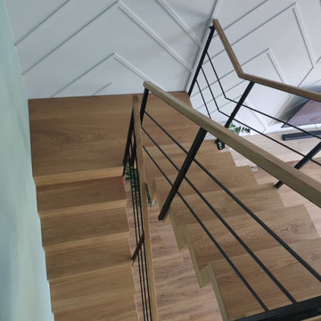 Современная лестница с косоурами