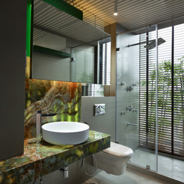 DUPLEX AT OBEROI EXQUISITE