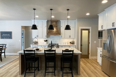 Arts and crafts kitchen photo in Other