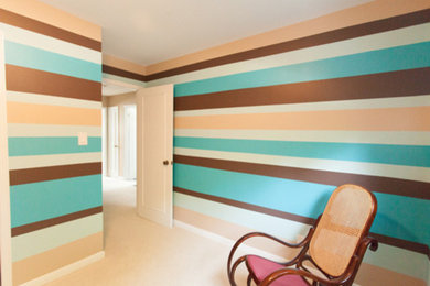 Bedroom - mid-sized transitional carpeted bedroom idea in Toronto with multicolored walls and no fireplace