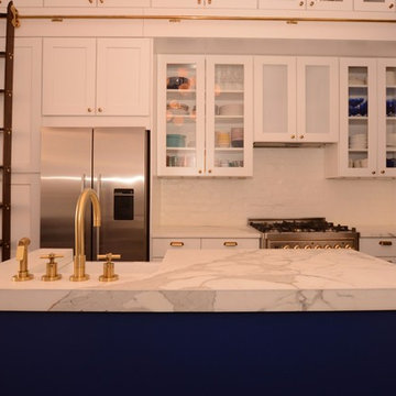Calacatta Gold Marble & White Cabinets