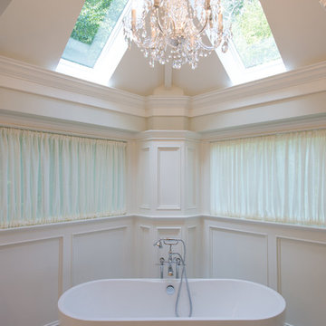 Elegant & Traditional Master Bathroom