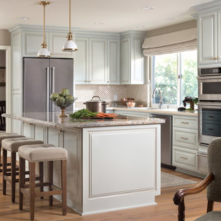 Classic kitchen in mint.