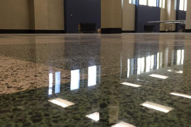 Example of a hallway design in Chicago