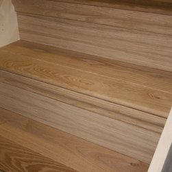 Oak Stair Cladding - &Eacute;l&eacute;ment d'Escalier