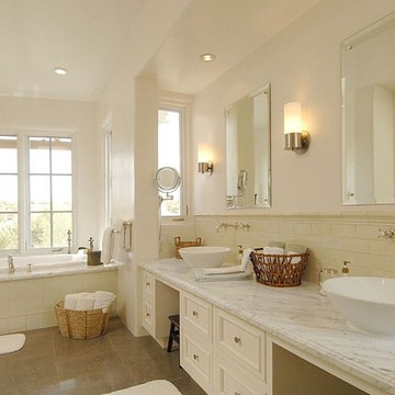 Spacious Bathroom