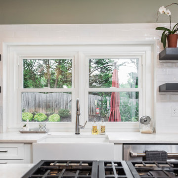 Open Kitchen with Large Island