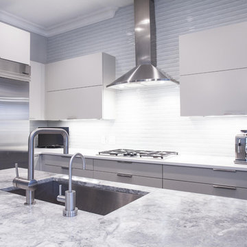 Contemporary Painted Grey Kitchen with High Gloss Island