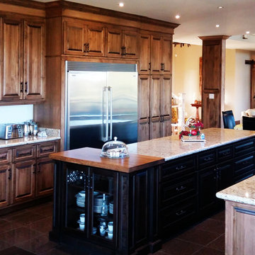 Caledon East Kitchen & Fireplace