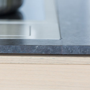 PoggenPohl With Polycor Ultra Thin 1cm Granite Slab