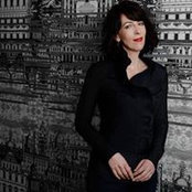 Kate Challis's photo