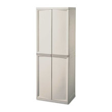 Pantry cabinet