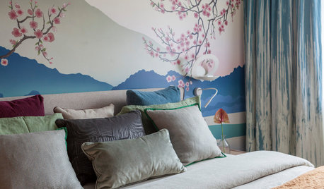 Houzz тур: Квартира с цветущей сакурой на фоне Фудзи в спальне