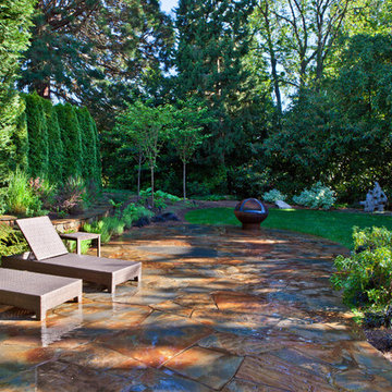 Lake Washington Contemporary Garden