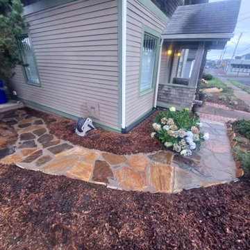 Path Install + Mulch Placement - Newport, Oregon