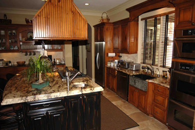 Kitchen - kitchen idea in Other