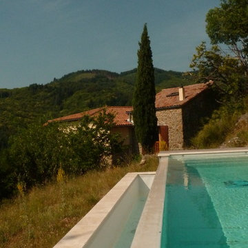 Piscine en basse Ardèche