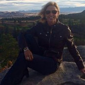 Janine Kasper's photo