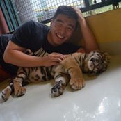 Sammy Lee's photo