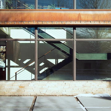 Lucky John Residence