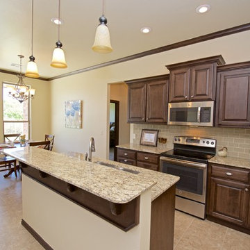 Transitional New Home on 3/4 acre Edmond, Guthrie, Ok