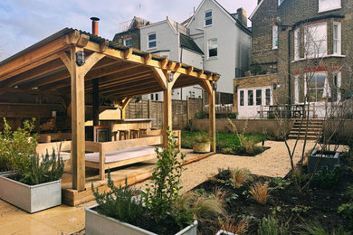 Rustic patio in London.