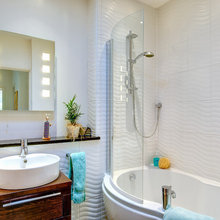 Wavy white tile