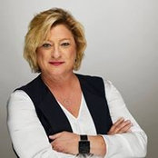 Julie Magee's photo