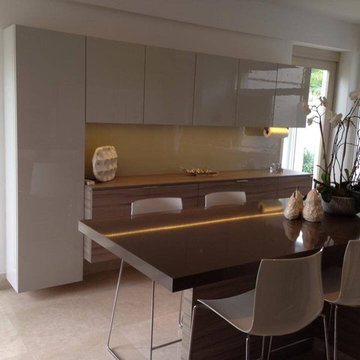 Kitchen - Grey gloss acrylic and textured grey melamine doors