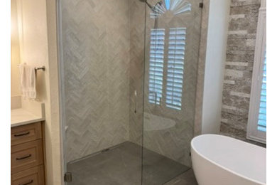 Home design - rustic home design idea in Tampa