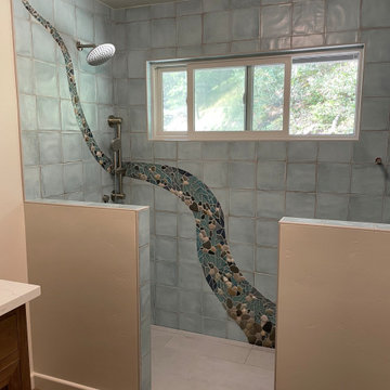 River house showers